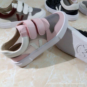 Nouveau design vente chaude en gros chaussures bébé fantaisie sport style bébé garçon chaussures